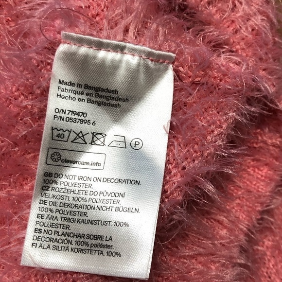 H&M DIVIDED Bubblegum Pink‎ Fuzzy “Original” Graphic Cozy Eyelash Sweater Size S - Picture 5 of 6